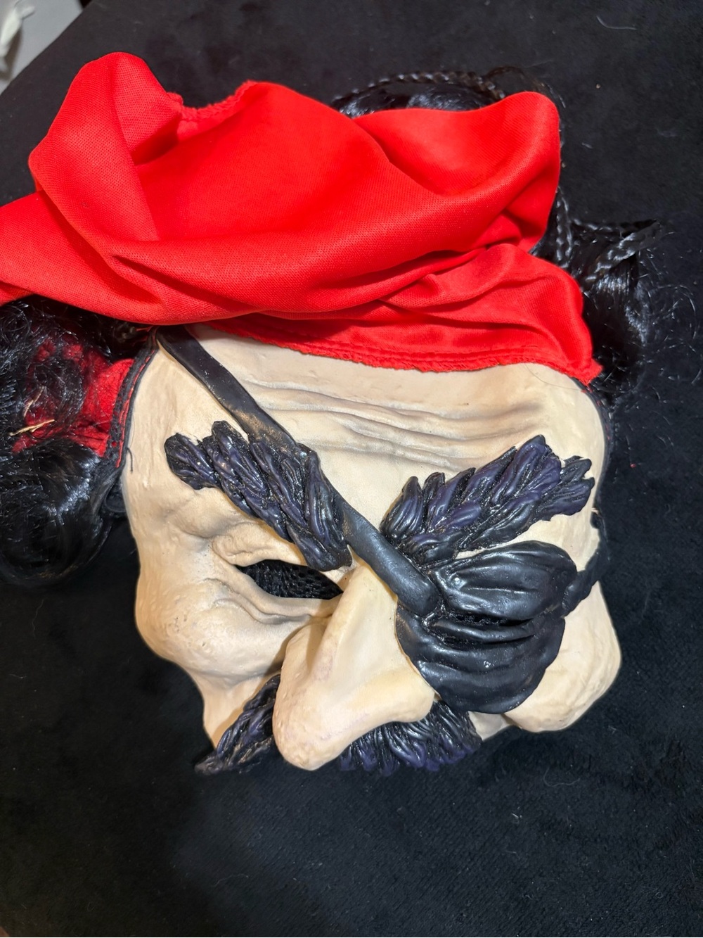 Halloween 🎃 Decorative Pirate Mask Wall Art - Red Bandana